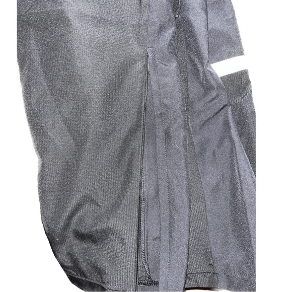 Adidas track pants size small - Picture 3 of 4